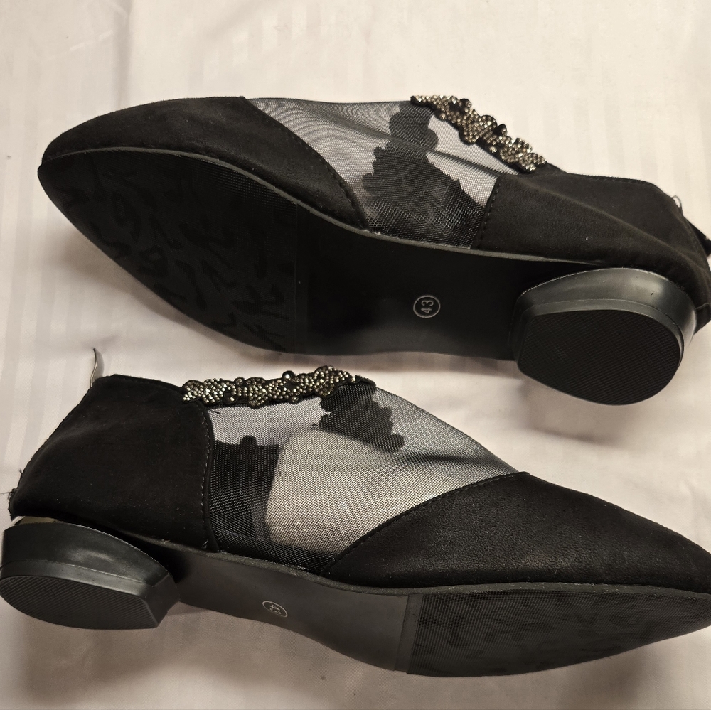 Mesh Shoe - Picture 4 of 4